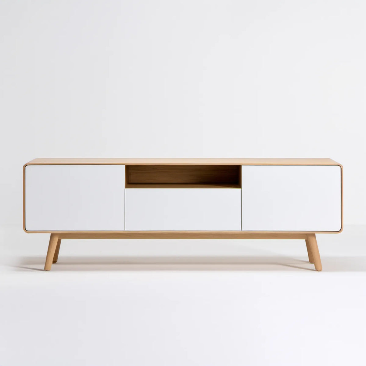 Szafka RTV w stylu skandynawskim, biała i z naturalnego dębu, 160 × 40 × 55 cm